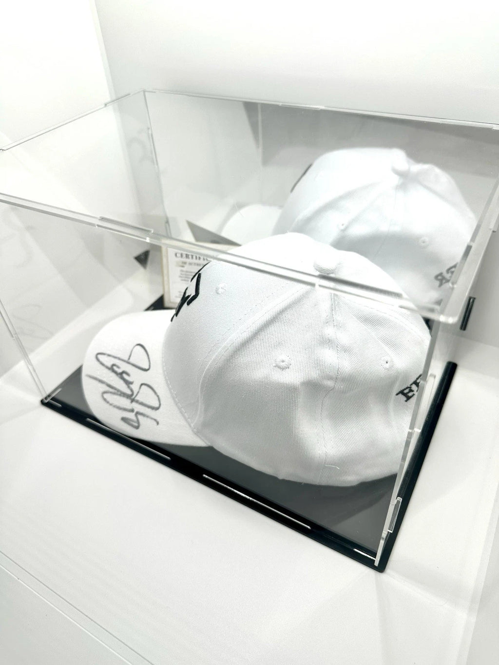 ROGER FEDERER TENNIS CAP HAND SIGNED TENNIS