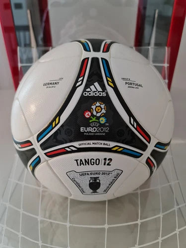 Ballon Adidas Euro Cup 2012 Tango12 Match Utilisé UEFA COA CR7