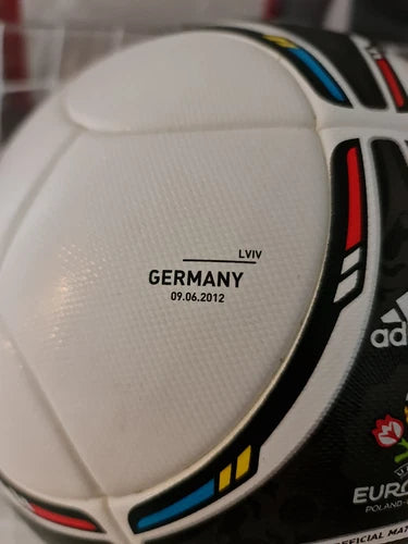 Ballon Adidas Euro Cup 2012 Tango12 Match Utilisé UEFA COA CR7