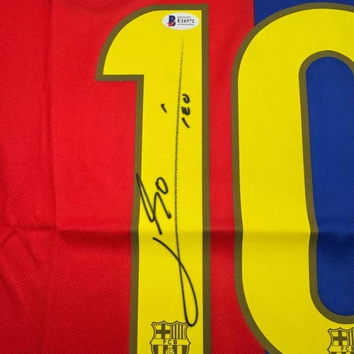 Signed Lionel Leo Messi FC Barcelona Soccer Jersey Beckett BAS COA