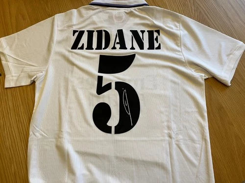 Signed Zinedine Zidane Real Madrid jersey with Icons Coa