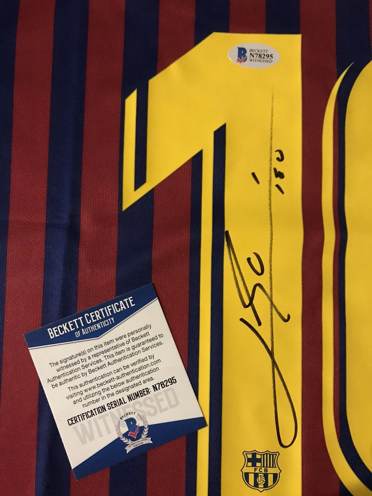 Lionel Messi Signed Barcelona 18-19 Jersey Beckett COA