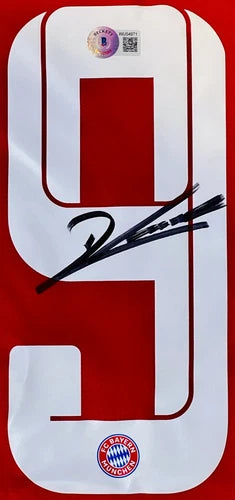 Robert Lewandowski Signed 21/22 Bayern Munich Adidas Jersey