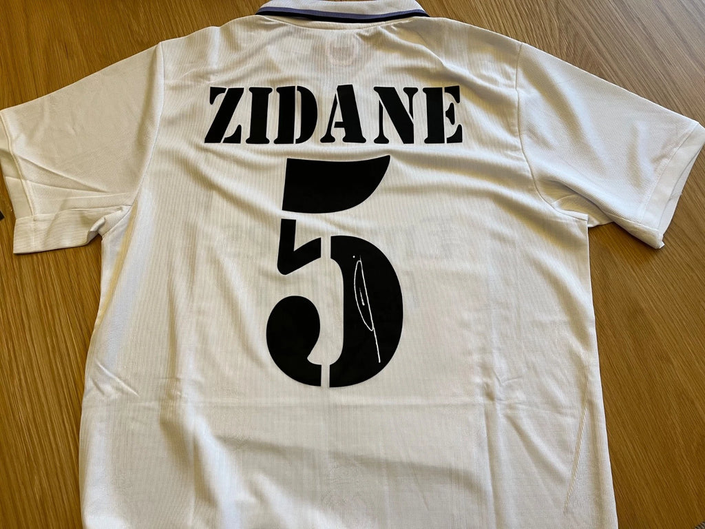 Signed Zinedine Zidane Real Madrid jersey with Icons Coa
