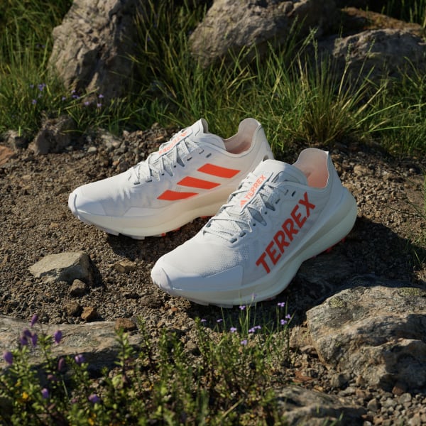 아디다스 테렉스 아그라빅 스피드 트레일 러닝화 화이트 