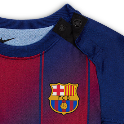 F.C. Barcelona 202526 Stadium Home